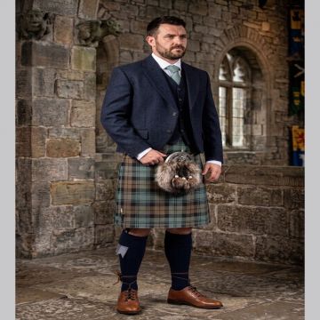 Black Watch Weathered Navy Lovat Argyll Kilt Outfit