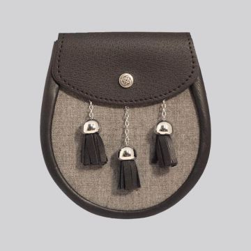 Semi Dress Sporran - Light Grey Wool Front - Basic Design